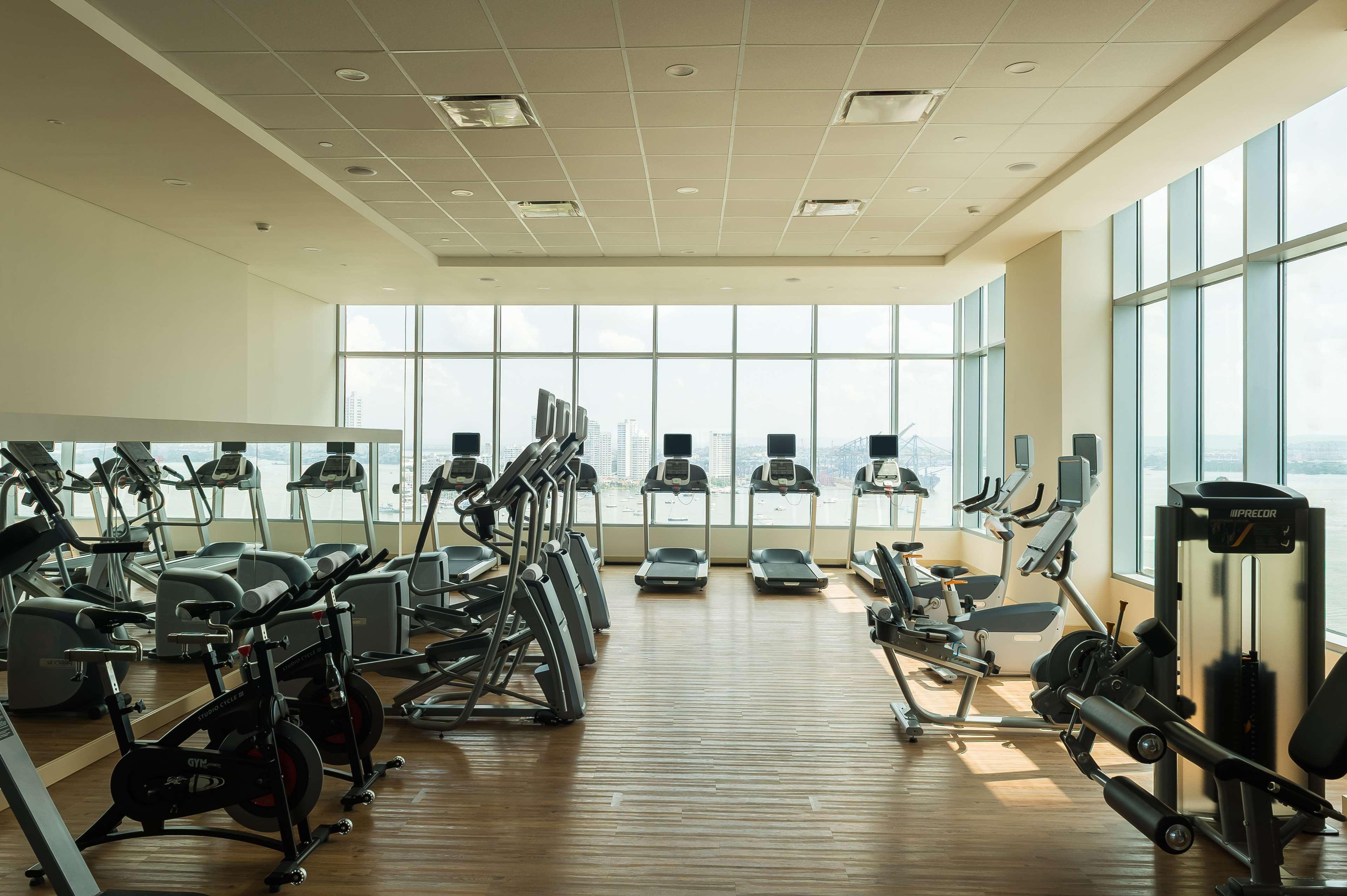 Hotel Hyatt Regency Cartagena  Exterior foto The gym at the 30th floor